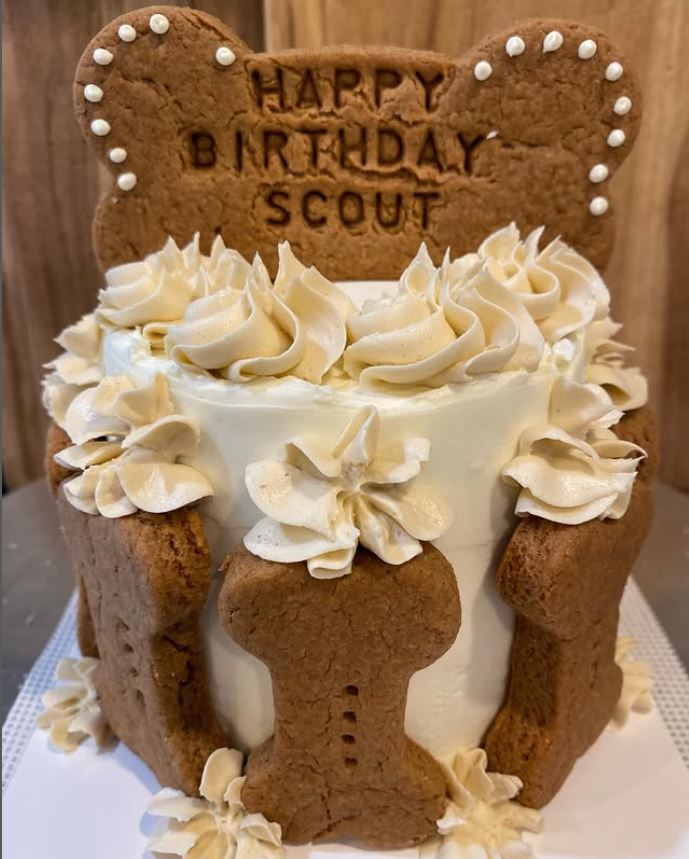 Cake------Dog Birthday Cake